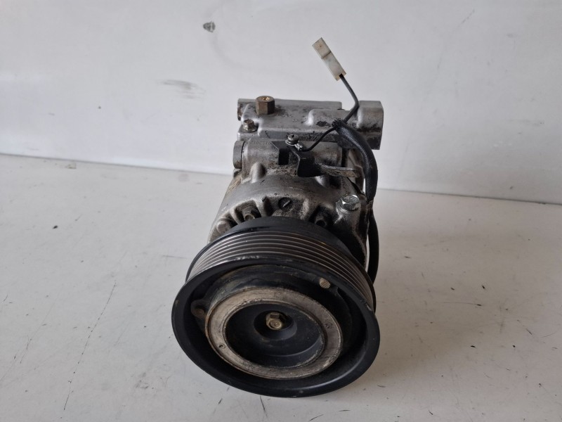 Recambio de compresor aire acondicionado para kia carens (un) d4eaw referencia OEM IAM   