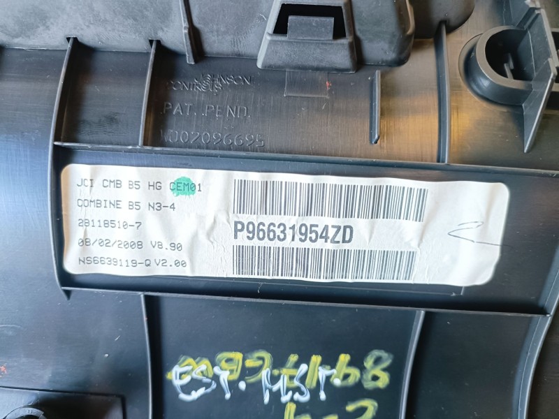 Recambio de cuadro instrumentos para citroen c4 berlina 9hx referencia OEM IAM 281143604  