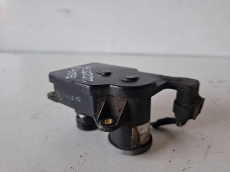 Recambio de caja mariposa para kia carens (un) d4eaw referencia OEM IAM 2838127450  