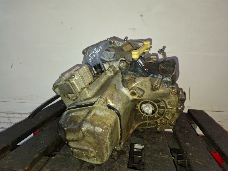 Recambio de caja cambios para citroen c2 8hz referencia OEM IAM 20CQ03  