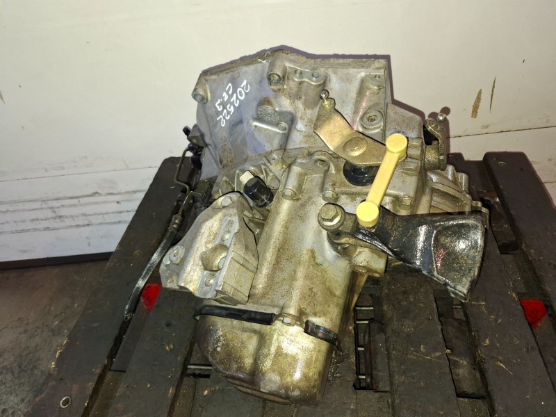 Recambio de caja cambios para citroen c2 8hz referencia OEM IAM 20CQ03  