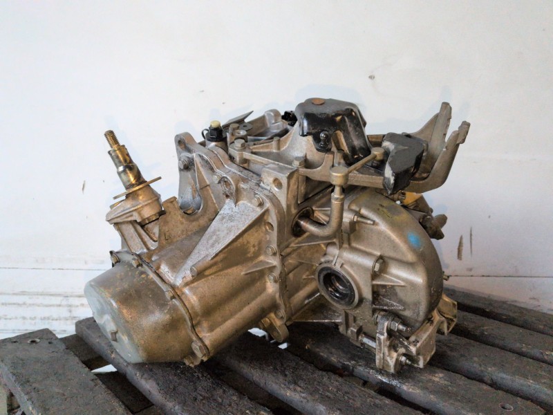 Recambio de caja cambios para citroen xsara picasso 6fz referencia OEM IAM 20DL68  