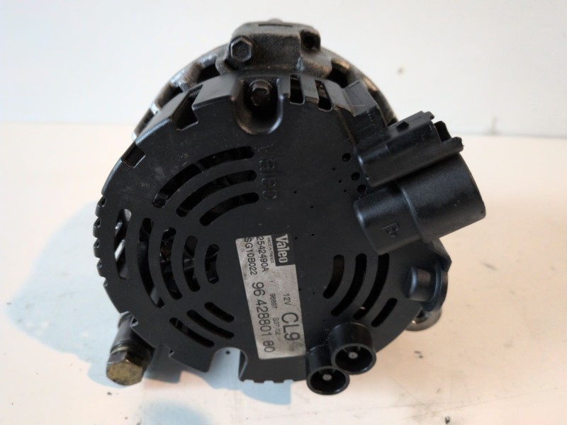 Recambio de alternador para citroen xsara picasso 6fz referencia OEM IAM 9642880180  