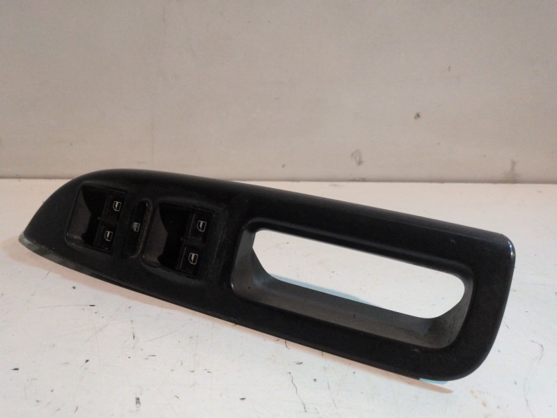 Recambio de mando elevalunas delantero izquierdo para skoda octavia berlina (1z3) bjb referencia OEM IAM   