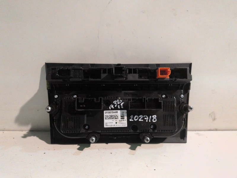Recambio de mando climatizador para seat leon st 5f8 cxxb referencia OEM IAM 5F0907044M  