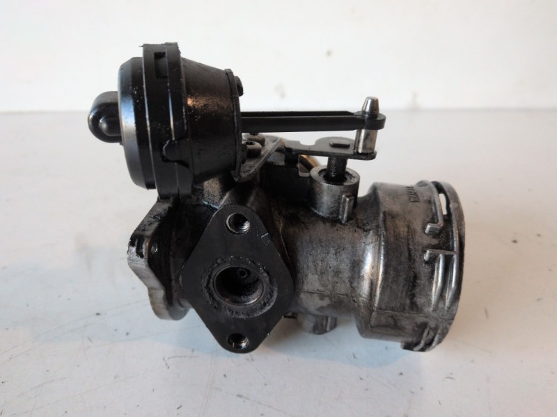 Recambio de valvula egr para skoda octavia berlina (1z3) bjb referencia OEM IAM 03G131501A  
