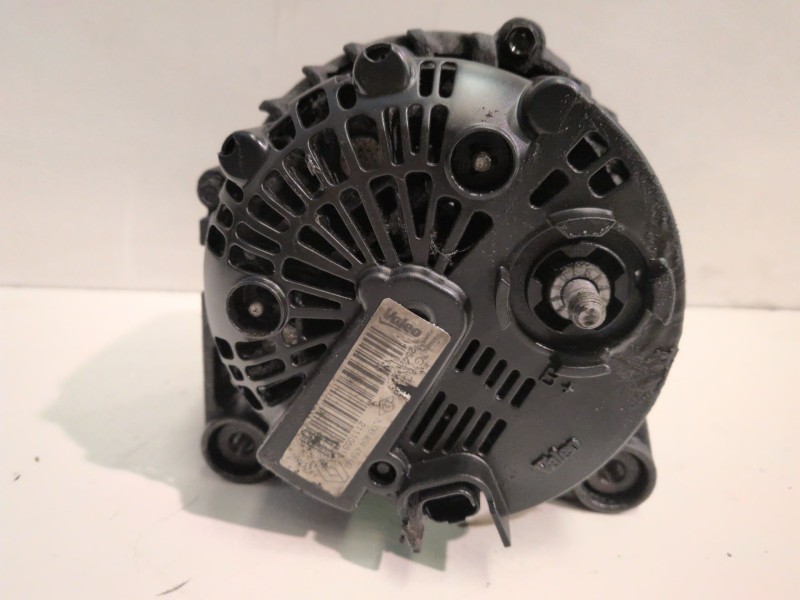 Recambio de alternador para renault trafic ii furgón m9r782 referencia OEM IAM 8200404459G  