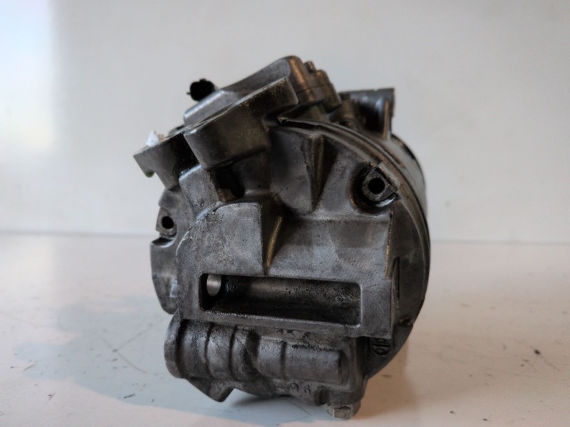 Recambio de compresor aire acondicionado para nissan qashqai (j10) r9m405 referencia OEM IAM 92600BB60A  