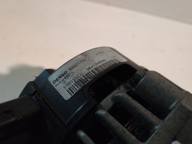 Recambio de alternador para citroen xsara berlina nfu referencia OEM IAM 9641398680  