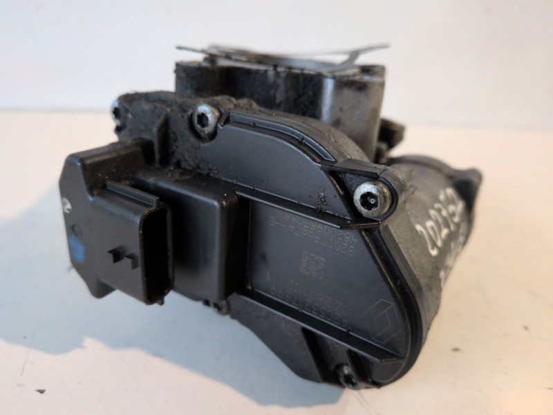 Recambio de valvula egr para renault trafic ii furgón m9r782 referencia OEM IAM 8200796674E  
