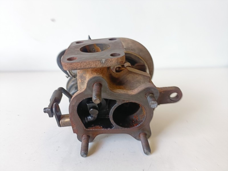 Recambio de turbocompresor para hyundai tucson (jm) d4ea referencia OEM IAM 2823127000  