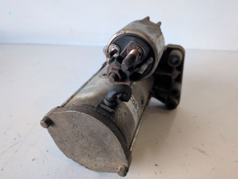 Recambio de motor arranque para peugeot partner furgón 9h06 referencia OEM IAM   