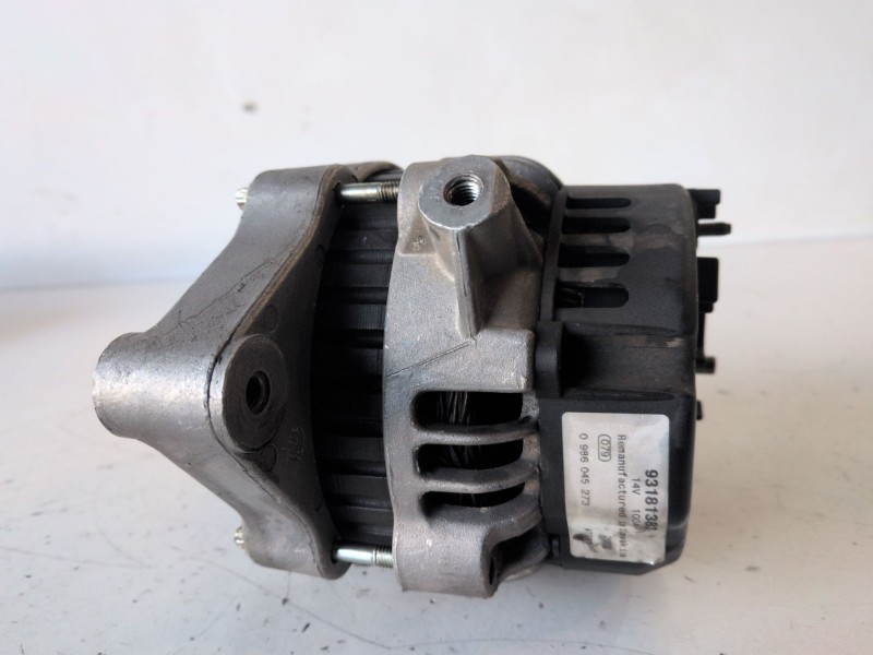 Recambio de alternador para opel vectra b berlina x20xev referencia OEM IAM 93181383  