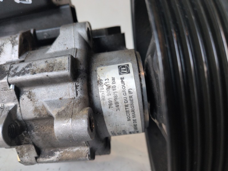 Recambio de bomba direccion para opel vectra b berlina x20xev referencia OEM IAM 7691900113  