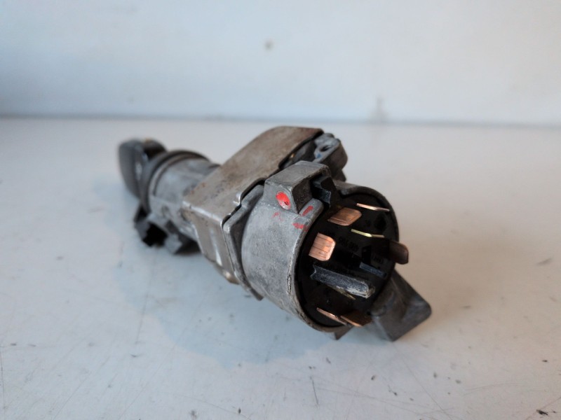 Recambio de conmutador de arranque para audi a4 avant (8e) bkn referencia OEM IAM 4B0905851N  