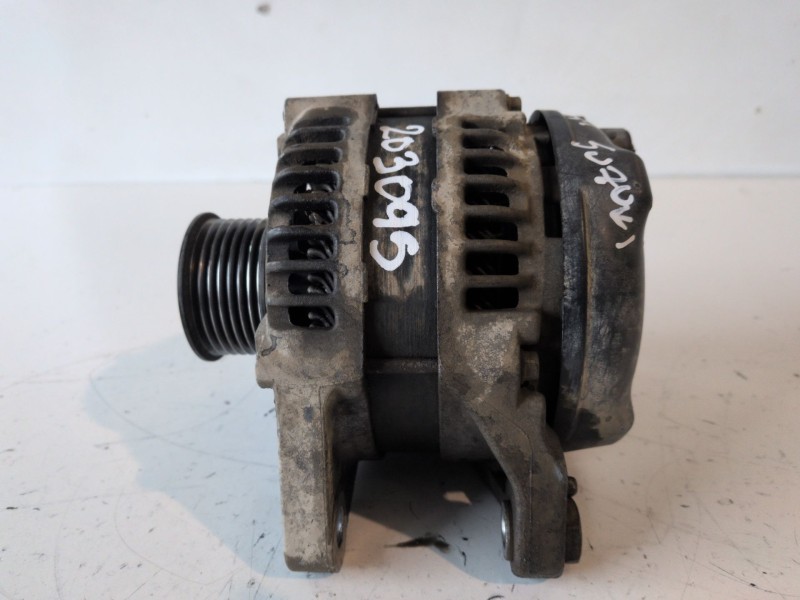 Recambio de alternador para suzuki grand vitara (jb/jt) f9q264 referencia OEM IAM 3140067J0  