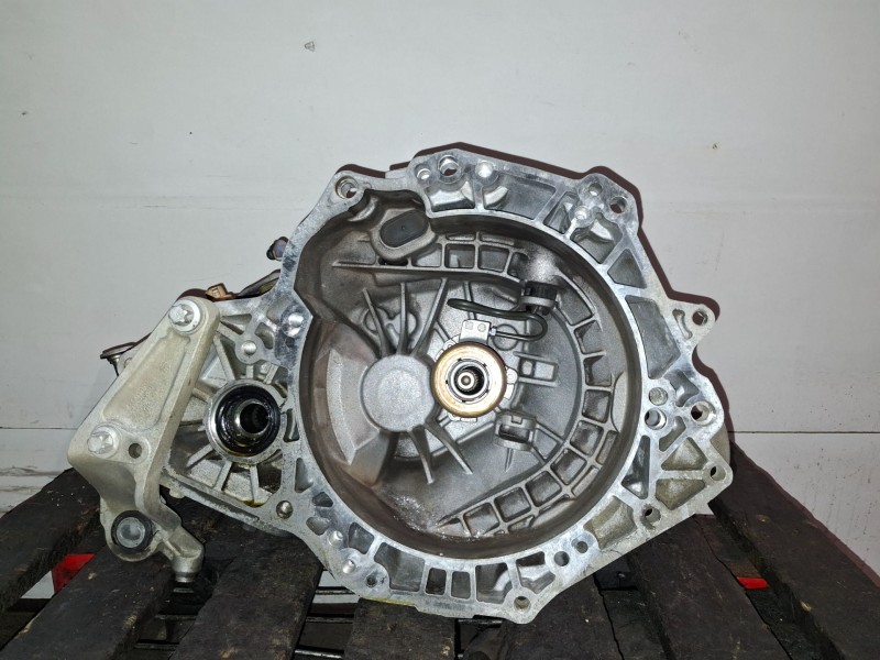 Recambio de caja cambios para opel corsa d a13dte referencia OEM IAM   