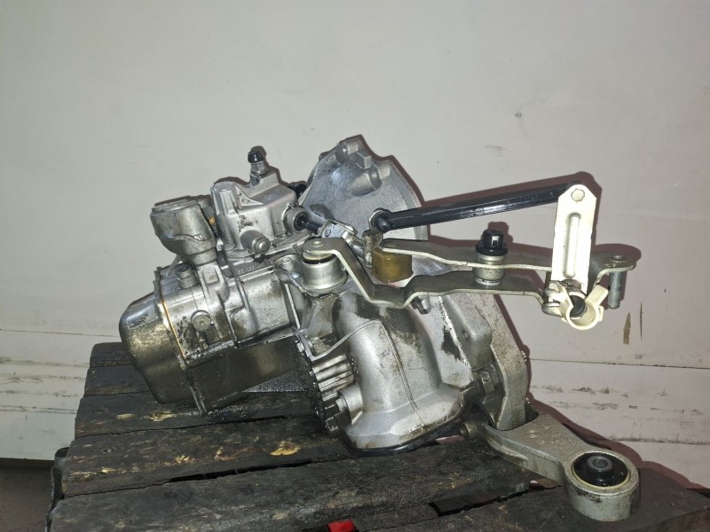 Recambio de caja cambios para opel corsa c z12xep referencia OEM IAM   