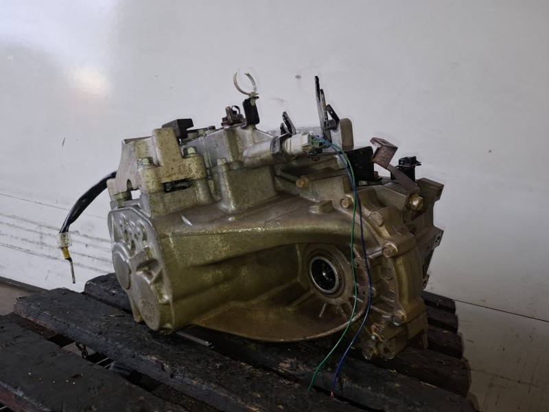 Recambio de caja cambios para hyundai i30 (fd) g4fa referencia OEM IAM   