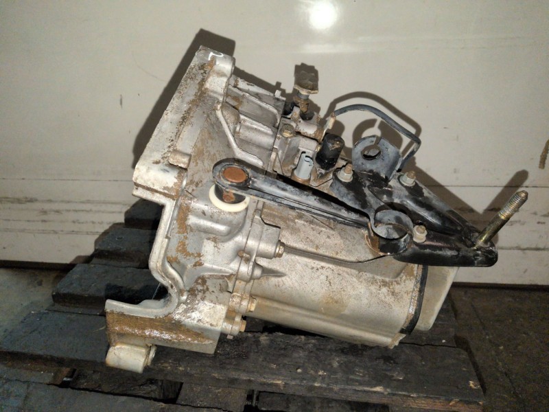Recambio de caja cambios para citroen saxo kfw referencia OEM IAM 20CF11  