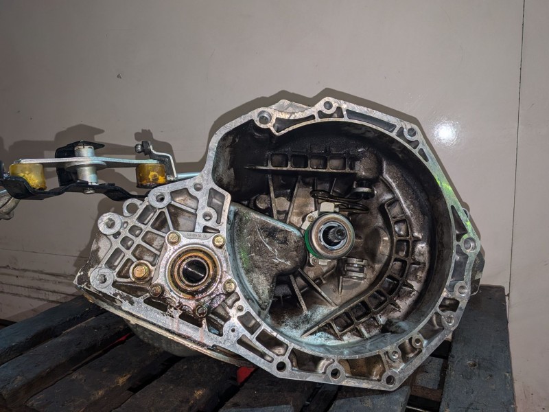 Recambio de caja cambios para opel vectra b berlina x20xev referencia OEM IAM   
