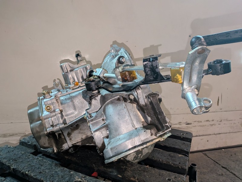 Recambio de caja cambios para opel vectra b berlina x20xev referencia OEM IAM   