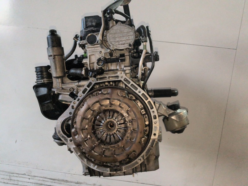 Recambio de motor completo para mercedes-benz clase c (bm 203) berlina 271946 referencia OEM IAM 271946  
