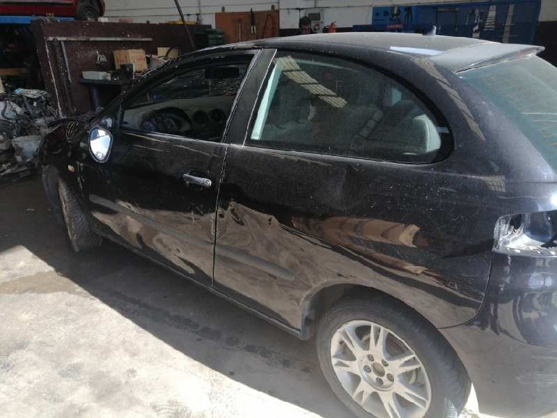 seat ibiza (6l1) del año 2007