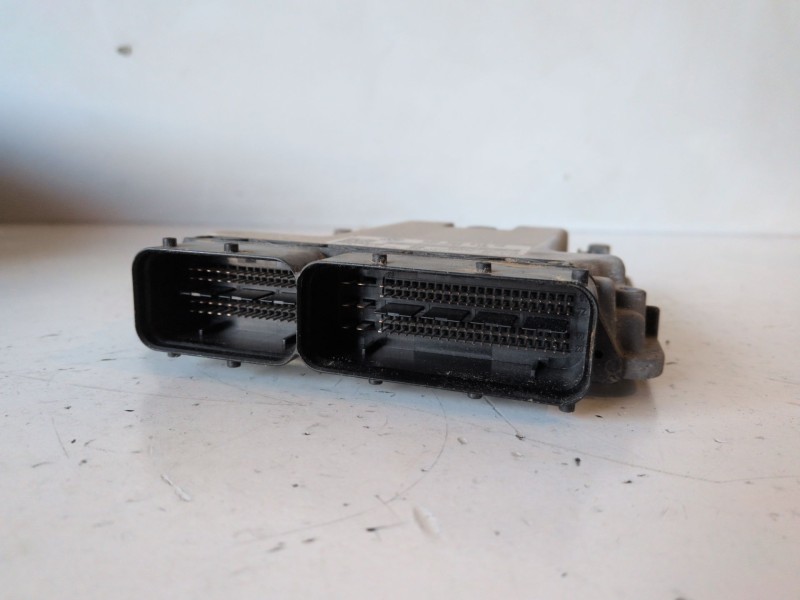 Recambio de centralita motor uce para seat toledo (5p2) bkd referencia OEM IAM 03G906016HE  
