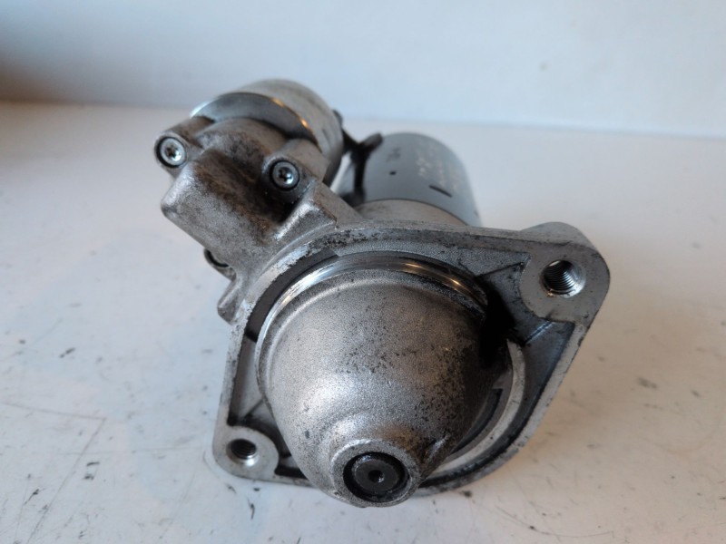 Recambio de motor arranque para toyota avensis berlina (t22) 1cdftv referencia OEM IAM   