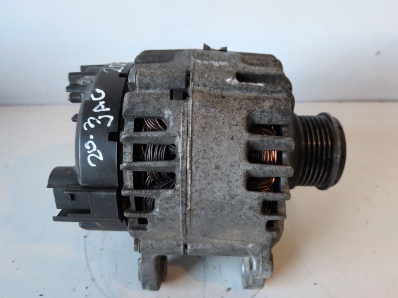 Recambio de alternador para seat toledo (5p2) bkd referencia OEM IAM   