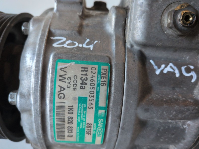 Recambio de compresor aire acondicionado para seat toledo (5p2) bkd referencia OEM IAM 1K0820803D  