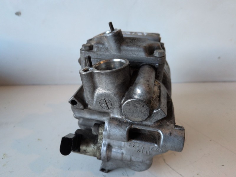 Recambio de compresor aire acondicionado para seat toledo (5p2) bkd referencia OEM IAM 1K0820803D  