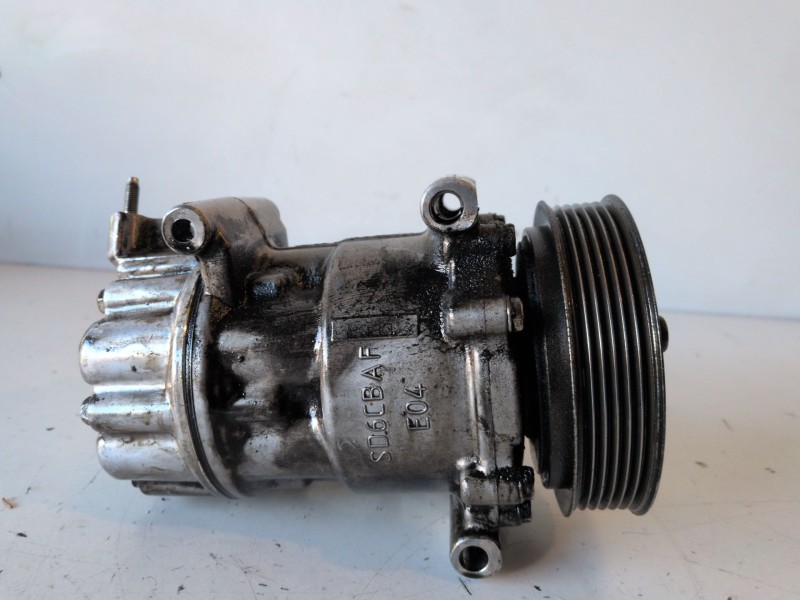 Recambio de compresor aire acondicionado para citroen c4 berlina 9hz referencia OEM IAM 1355F  