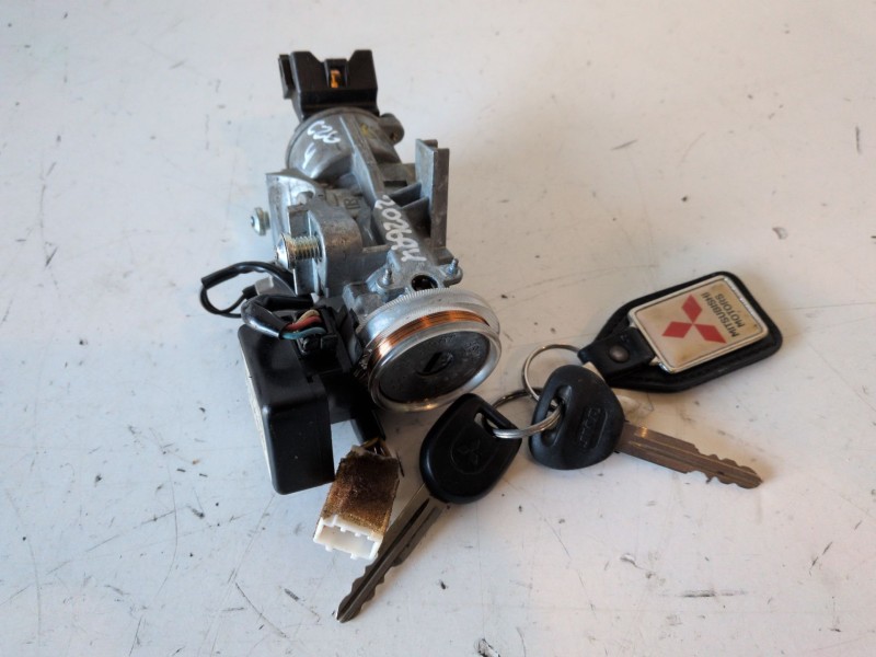 Recambio de conmutador de arranque para mitsubishi montero (v60/v70) 4m41 referencia OEM IAM   
