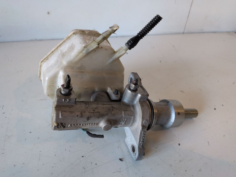 Recambio de bomba freno para volkswagen crafter furgón (2e) bjk referencia OEM IAM A0004317601  