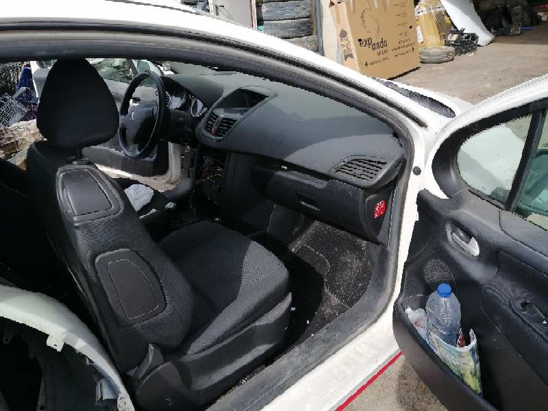peugeot 207 del año 2007