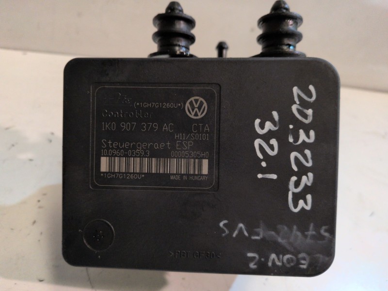 Recambio de abs para seat leon (1p1) bxe referencia OEM IAM 1K0614517AF  