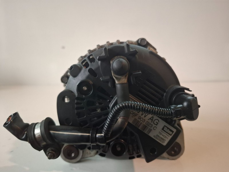 Recambio de alternador para seat leon (1p1) blr referencia OEM IAM 06F903023C  
