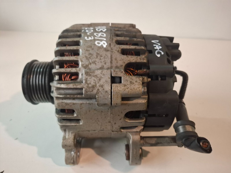 Recambio de alternador para seat leon (1p1) blr referencia OEM IAM 06F903023C  