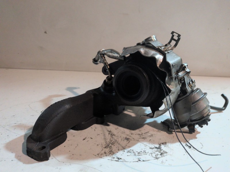 Recambio de turbocompresor para seat leon st 5f8 cxxb referencia OEM IAM 04L253016H  