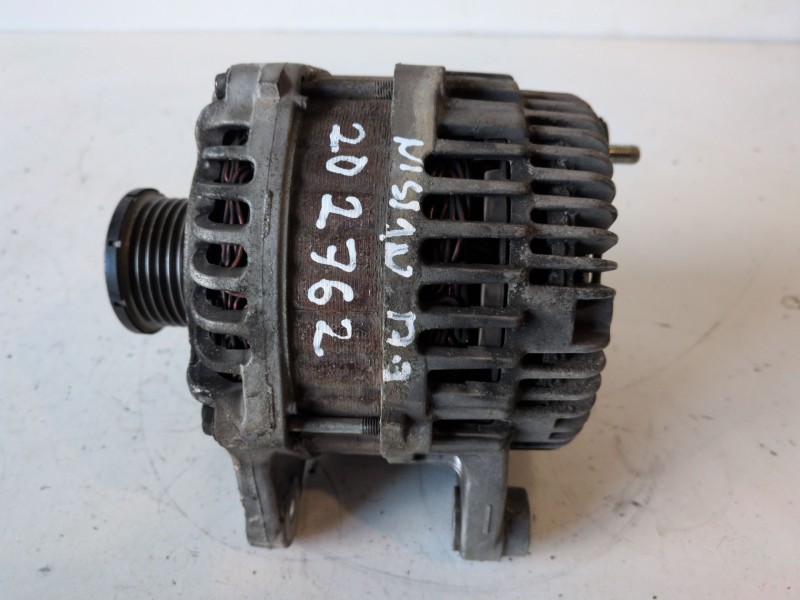 Recambio de alternador para nissan qashqai (j10) r9m405 referencia OEM IAM 23100JD71B  