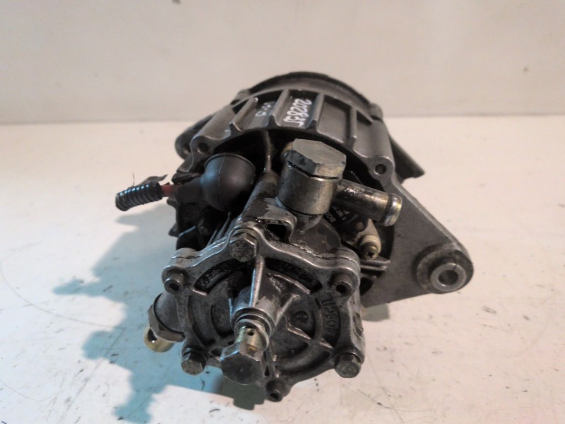 Recambio de alternador para nissan trade 100 bd30d referencia OEM IAM   