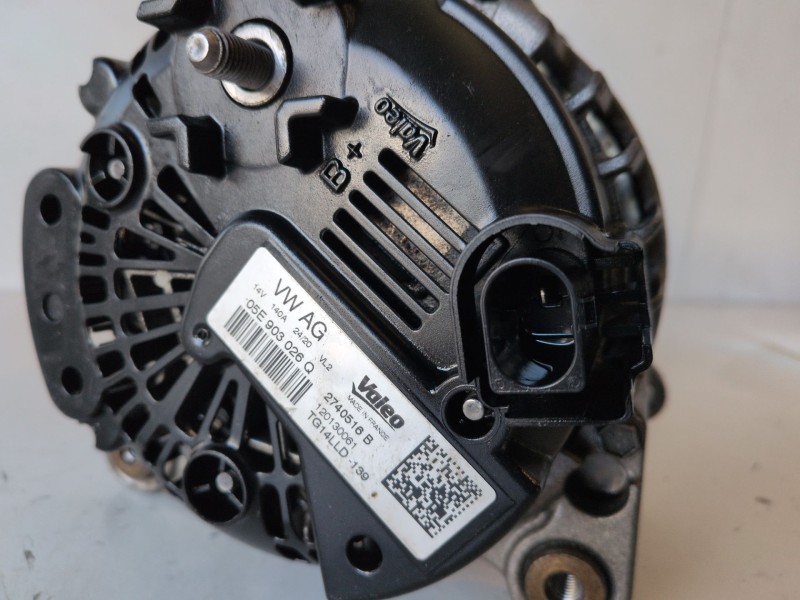 Recambio de alternador para seat arona (kj) dkr referencia OEM IAM 05E903026Q  