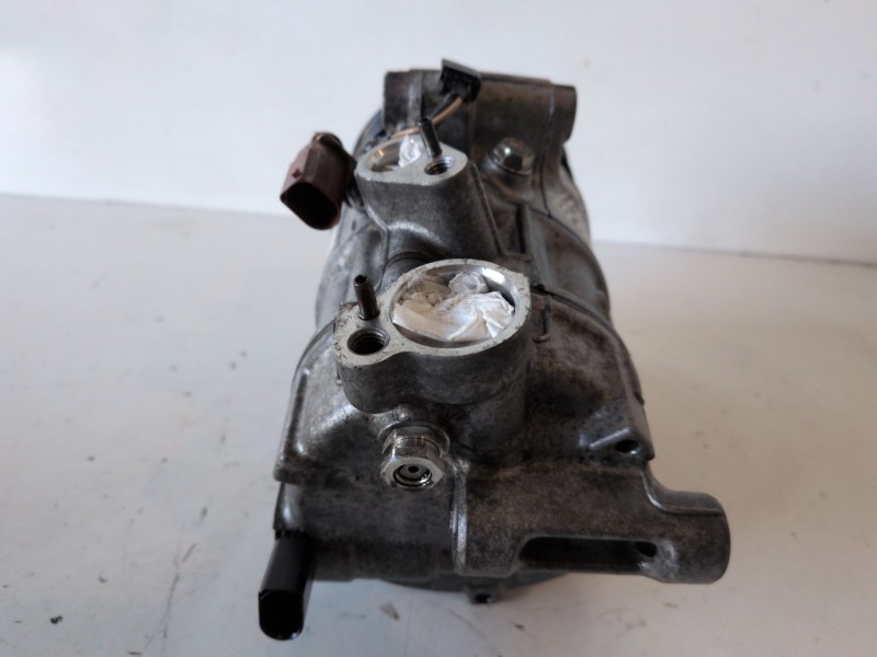 Recambio de compresor aire acondicionado para seat arona (kj) dkr referencia OEM IAM 3Q0816803E  