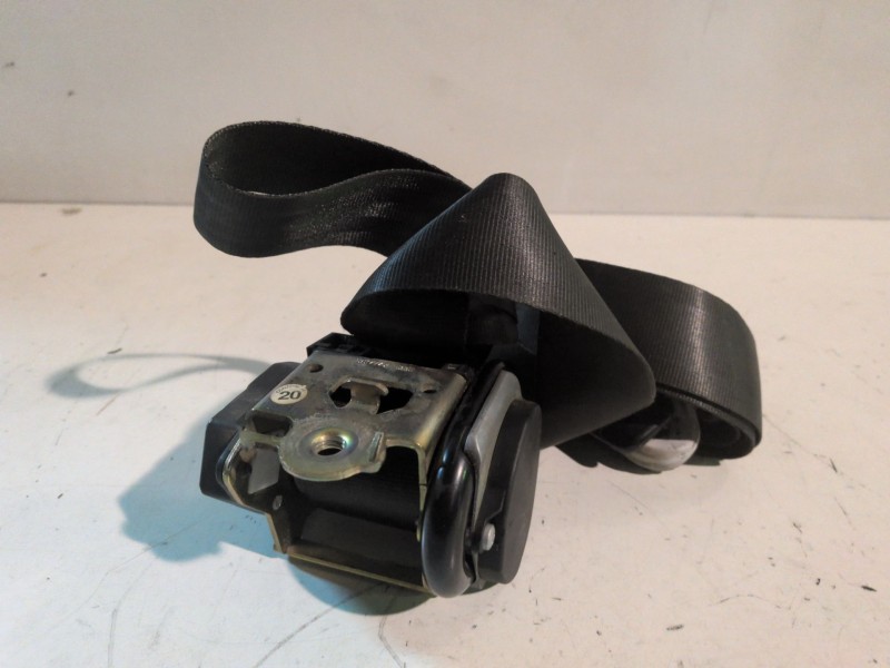 Recambio de cinturon seguridad delantero derecho para peugeot 207 9hx referencia OEM IAM   