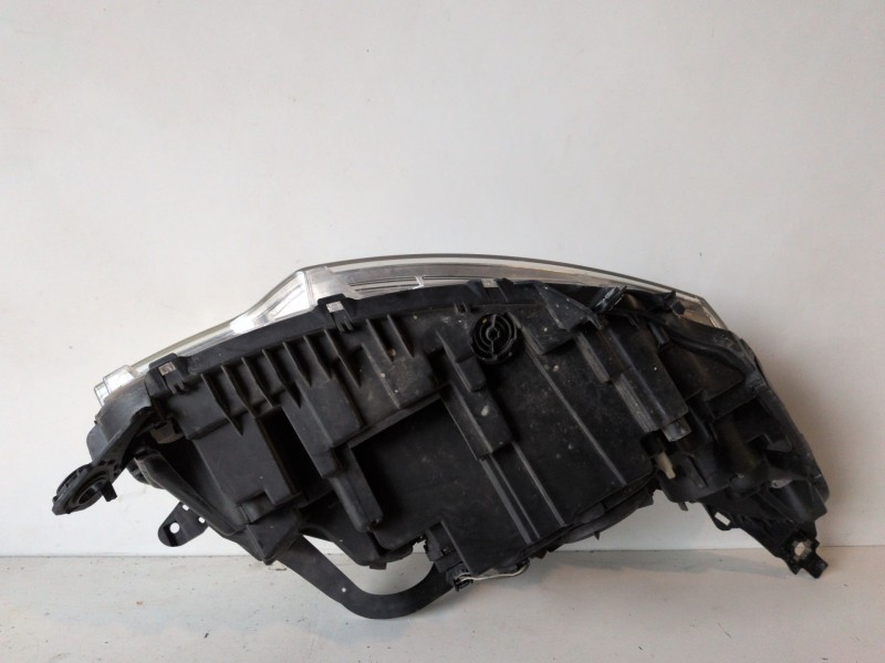 Recambio de faro derecho para citroen c5 break rhr referencia OEM IAM 9684845580  