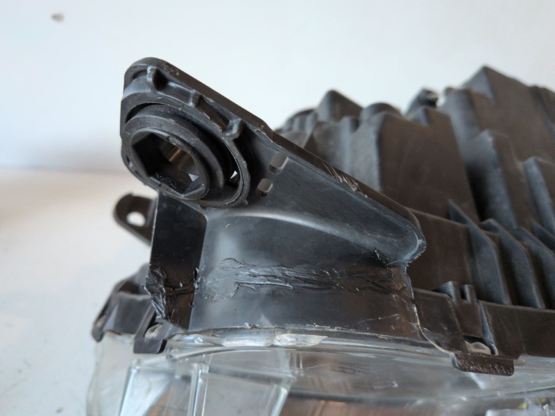 Recambio de faro izquierdo para citroen c5 break rhr referencia OEM IAM 9684845280  