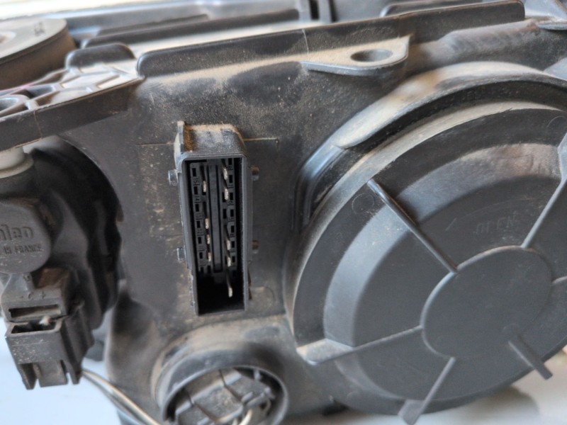 Recambio de faro izquierdo para citroen c5 break rhr referencia OEM IAM 9684845280  