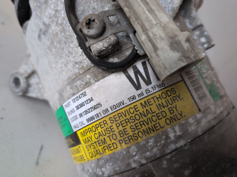 Recambio de compresor aire acondicionado para opel zafira b z19dt referencia OEM IAM 131124752  